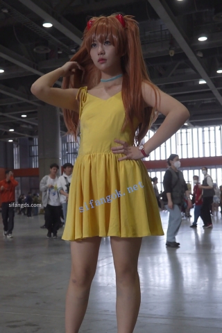 【xxn-334】明日香cos小姐姐..粉内带翅膀直接坐地上屁股脏了