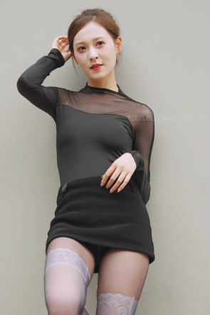 近拍小龙鼠极品黑丝