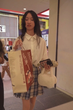  (BC-AA-692)服装店CD制服jk小姐姐..透明丝袜配干净粉内